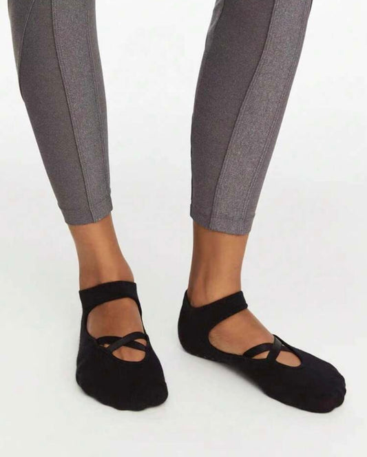 Black workout socks